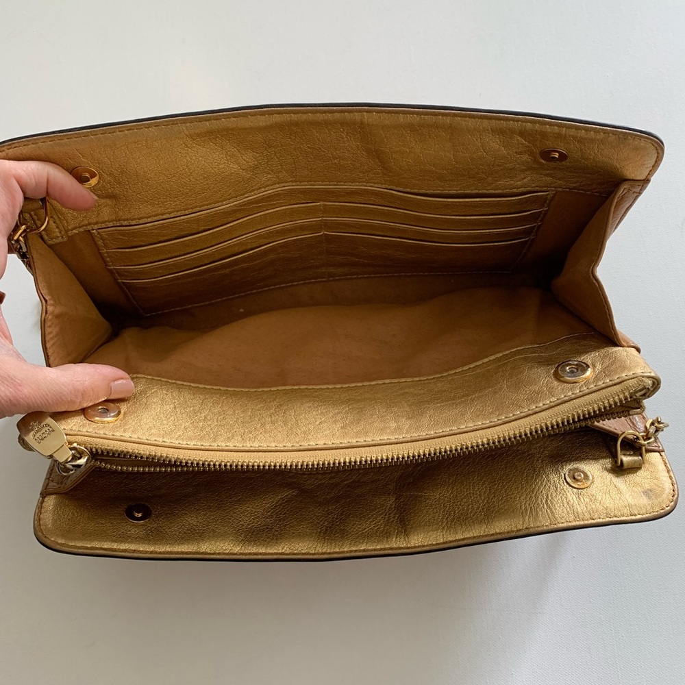 SOLD! HP ๐ PRICE DROP! ๐ MCM Shoulder Bag - Picture 5 of 7